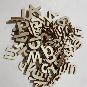 Juego de 100 letras minúsculas de madera. Letras pequeñas para pintar, Letras pequeñas para pegar, Material escolar, Material de oficina