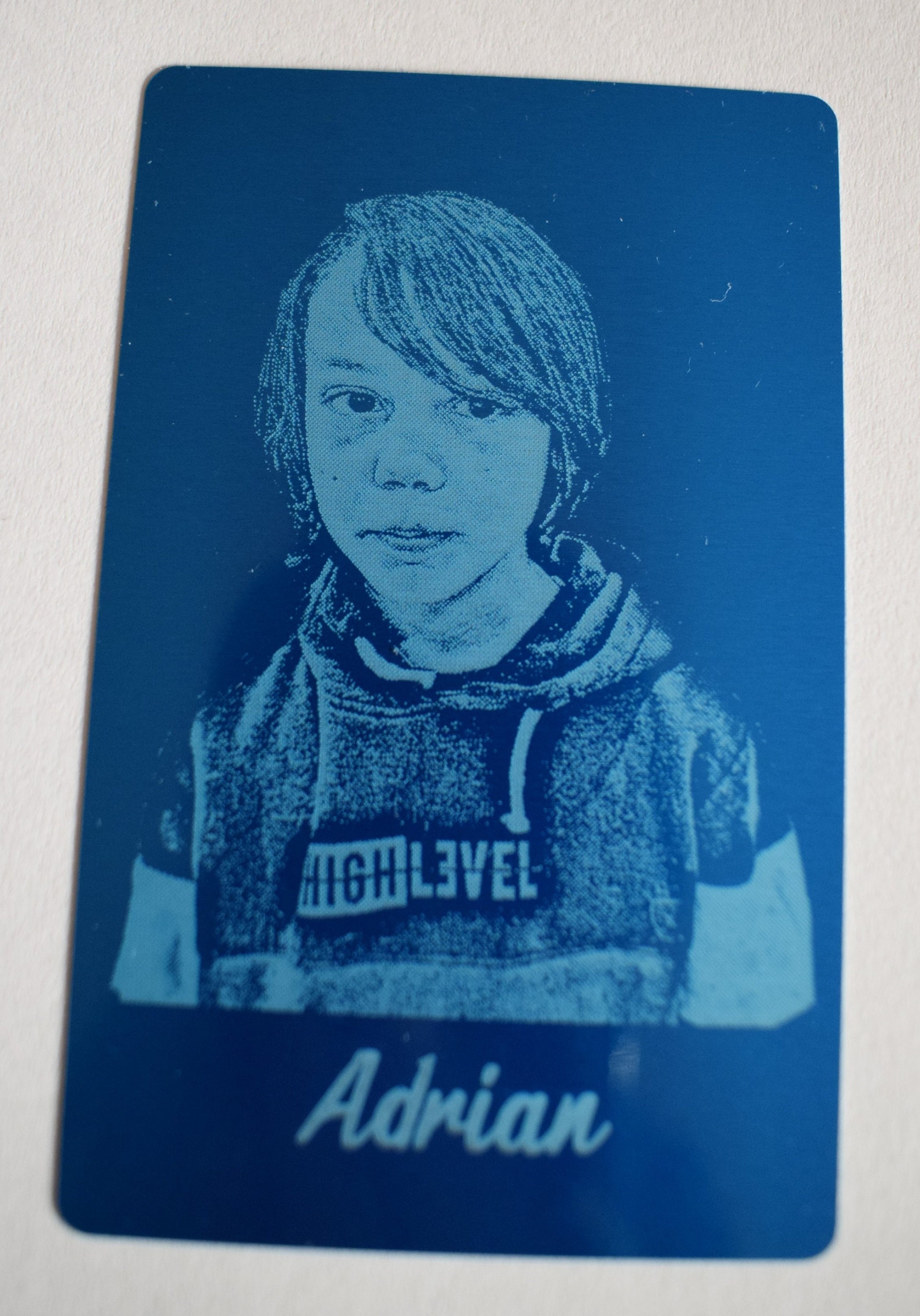 Portrait Gravée sur Plaque Aluminium