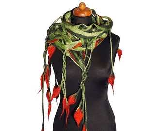 Openwork felt shawl, green and red felted scarf, scarves for women, gift for her, unique shawl with leaves, felt necklace, felted jewelry