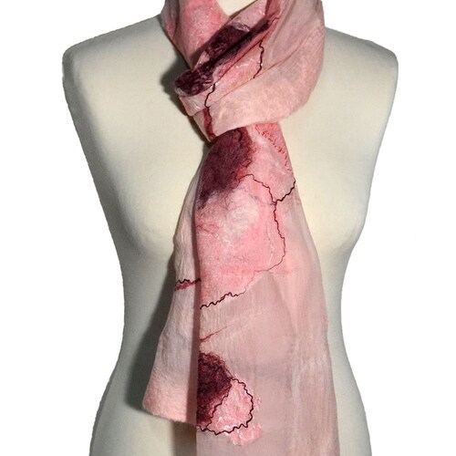 Silk felt scarf with flowers, felt spring shawl, deals felted scarf, nuno felting shawl, felted scarves for women, pink,light pink and cream shawl