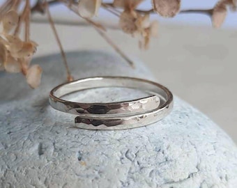 Slim Hammered Sterling Silver Band Ring ~ Recycled 925 Sterling Silver Wrap Ring ~ Textured Silver Midi Ring ~ Adjustable Spiral Thumb Ring