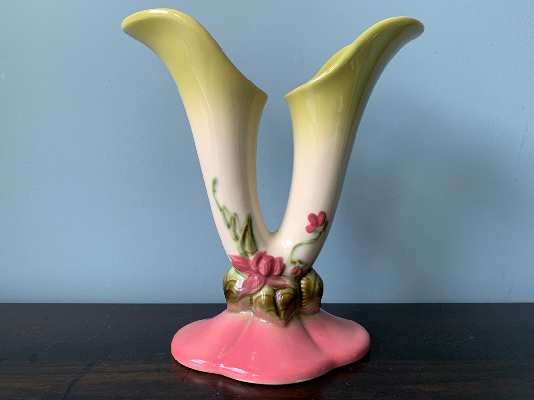 Vintage Hull Pottery Woodland Double Vase Hull USA W15 81/2 Pink