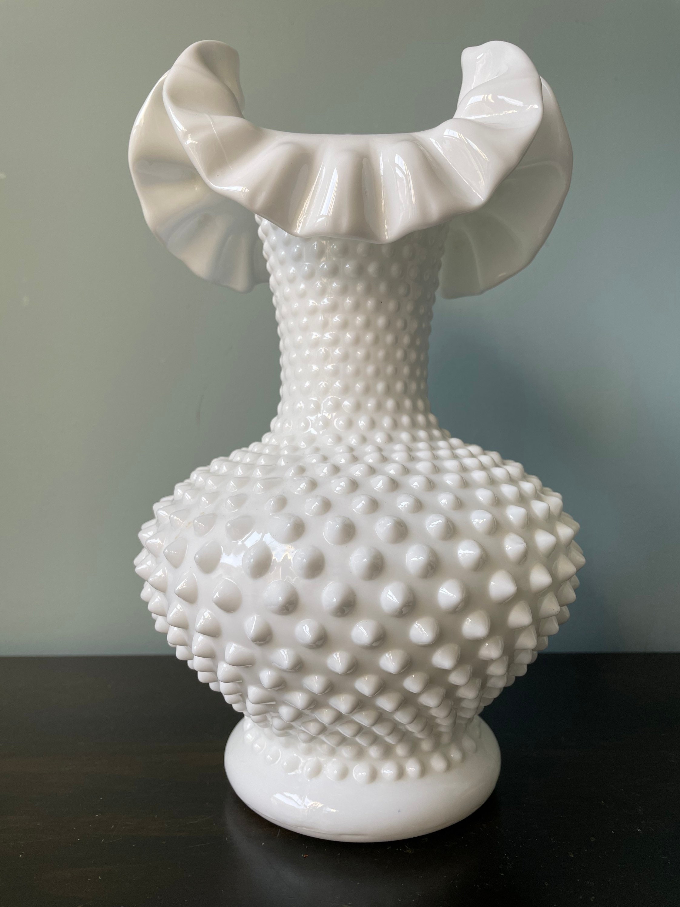 VINTAGE　LARGE FENTON HOBNEIL FLOW VASE Fenton Art Glass Pink Opalescent Hobnail Ruffle Double Crimp