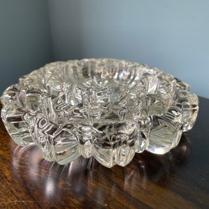 Vintage Hazel Atlas Nesting Ashtrays Set of 3