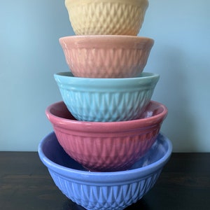 Vintage Hull Pottery Nesting Mixing Bowl Quilted Diamond Pastel 5-Piece Set Boho Farmhouse Nuline Bak-Serve image 2
