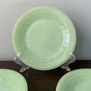 Vintage FireKing Fire King Jadeite Jane Ray Salad Plate Plates Anchor Hocking 5-Piece Set