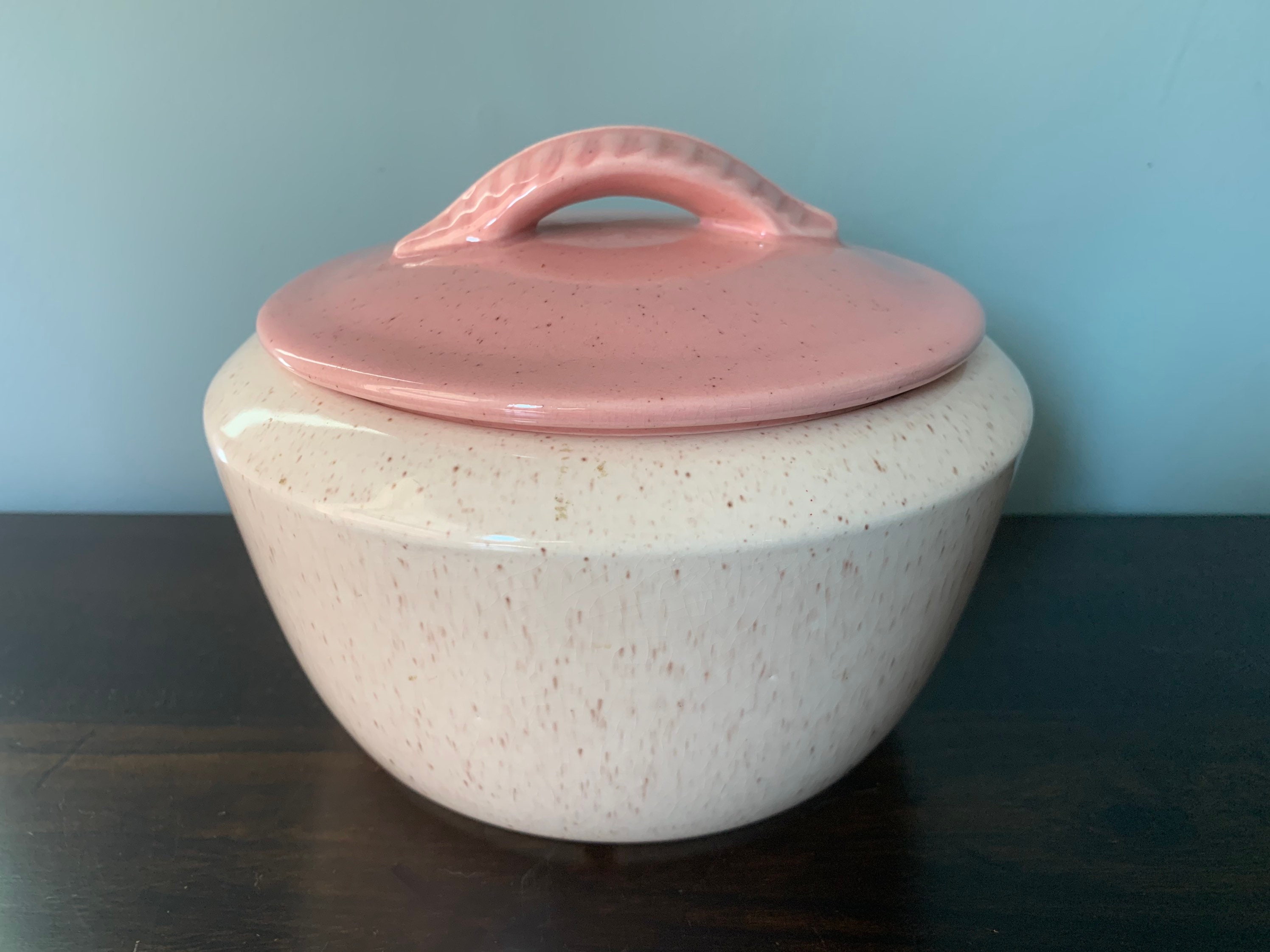 Vintage California USA Pottery Covered Dish Leaf Handle Lid Vintage California USA Pottery Covered Dish Leaf Handle Lid