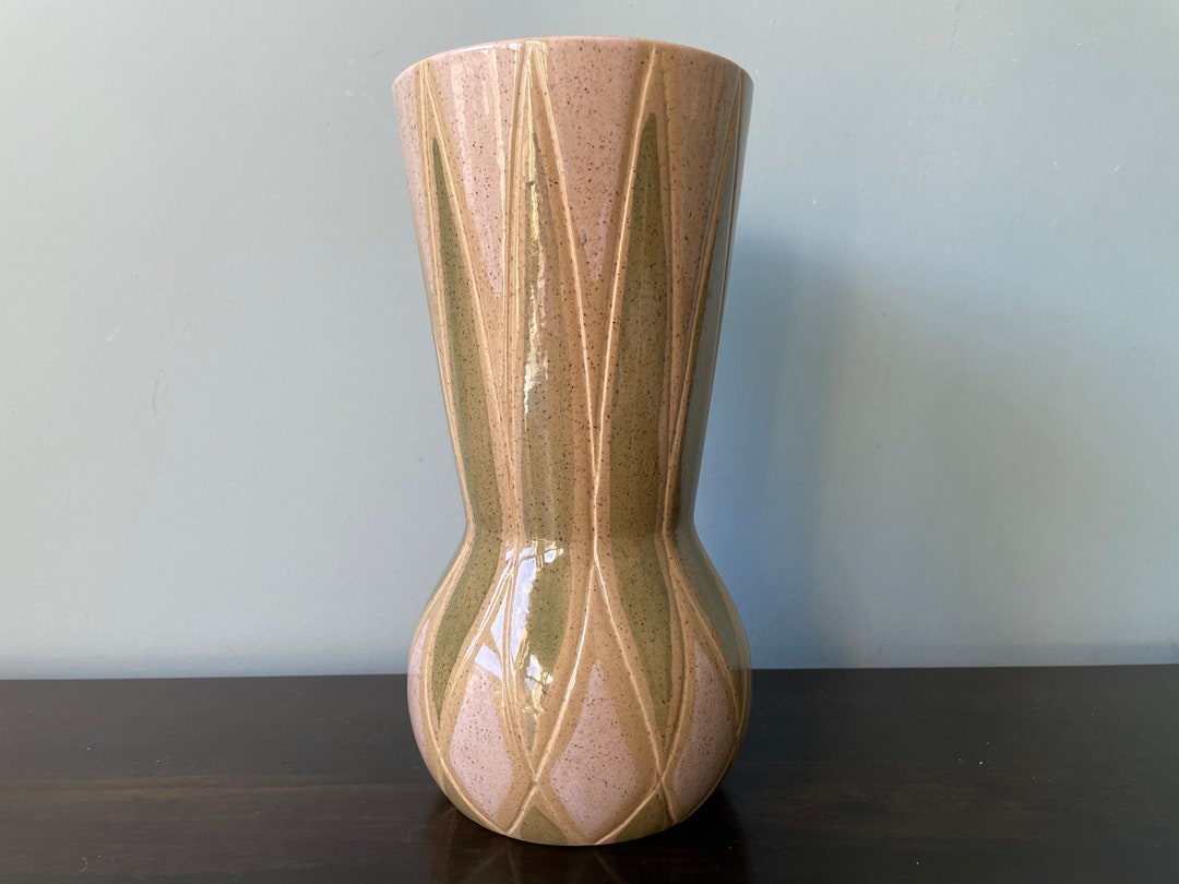 Vintage Red Wing Pottery Vase M4004 Sgraffito Charles Murphy Label