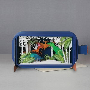 dinossauros,festa,vida selvagem,floresta,colorido,velho mundo,cartão cortado a laser,mensagem 3d em garrafa,cartão pop out,cartão presente 3d,cartão feito à mão,3d,cartão presente