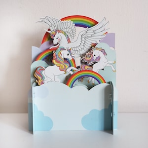 licorne, pégase, coloré, arc-en-ciel, heureux, nuages, queues colorées, chevaux, carte pour enfants, carte découpée au laser, carte pop-out, carte-cadeau 3D,3D,carte-cadeau
