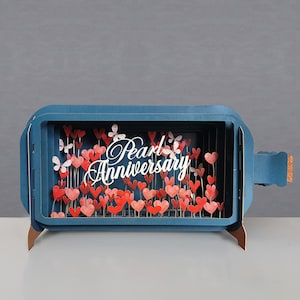 aniversario de perlas, 30 años, 30ª boda, corazones, colorido, tarjeta cortada con láser, mensaje 3d en una botella, tarjeta emergente, tarjeta de regalo 3d, tarjeta hecha a mano, 3d