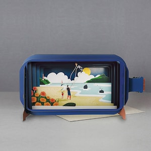 strand, kust, vuurtoren, vliegeren, kind, familie, lasergesneden kaart, 3D-bericht in fles, pop-out kaart, 3D-cadeaubon, handgemaakte kaart, 3D, cadeaukaart
