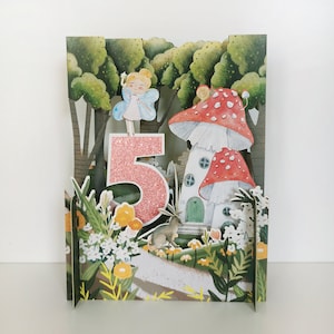 Aniversário de 5 anos, fada, casa de cogumelos, coelho, cartão infantil, cartão cortado a laser, cartão pop-out, cartão-presente 3D, cartão feito à mão, 3D, cartão-presente, cartão de menina