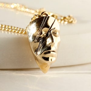 Bowie Necklace – Gold - David Bowie, Ziggy Stardust, lightning bolt necklace, rock n roll necklace, mens jewelry, bowie memorabilia