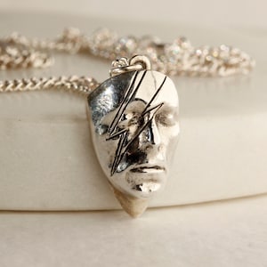 Bowie Necklace – Silver - David Bowie, Ziggy Stardust, lightning bolt necklace, rock n roll necklace, mens jewelry, bowie memorabilia