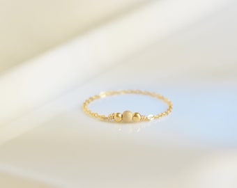 Minimalist 14k gold filled iridescent gold pearl chain ring