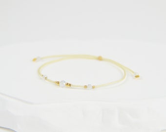 Fine and minimalist bracelet in jade thread, 14k gold filled and natural zircon