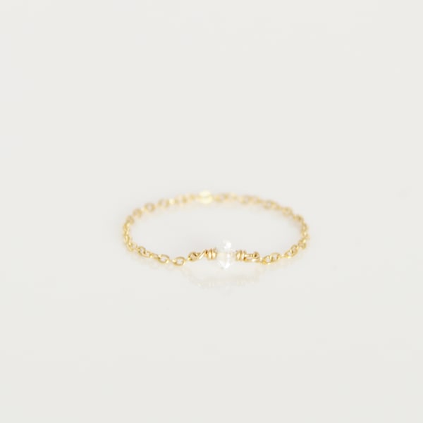 Minimalist fine chain ring in 14k gold filled and rock crystal