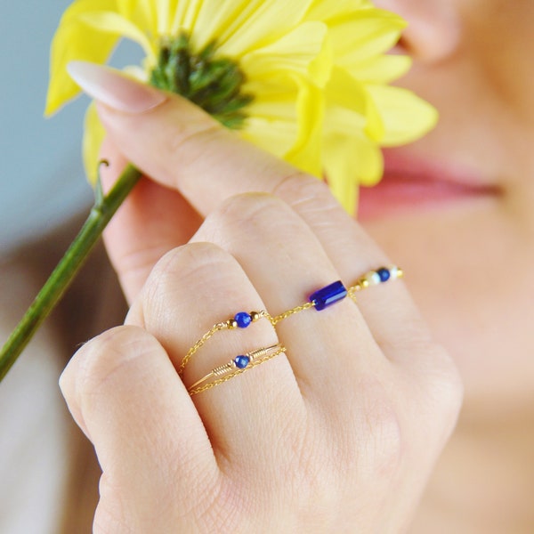 Trio de bagues fines minimalistes empilables en or laminé 14k et Lapis lazuli