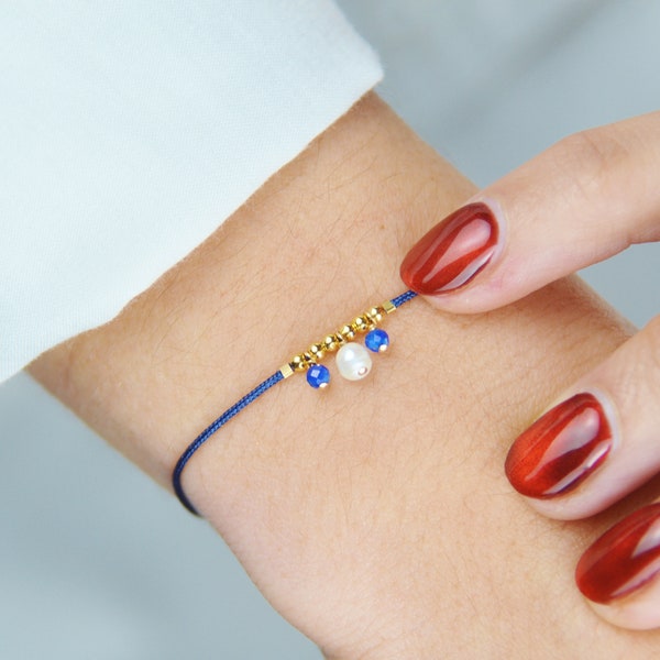 Bracelet fin et minimaliste en fil de jade, or rempli 14k, lapis lazuli et perle d'eau douce