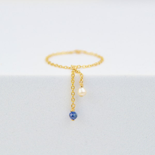 Bague chaîne fine minimaliste en or rempli 14k, pendentifs lapis lazuli et perle d'eau douce