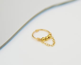 Petit piercing anneau tragus en or rempli 14k
