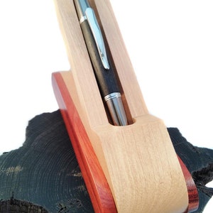 Personalisiertes Holzstift Geschenk für ihn. Irische Mooreiche und Zinn.