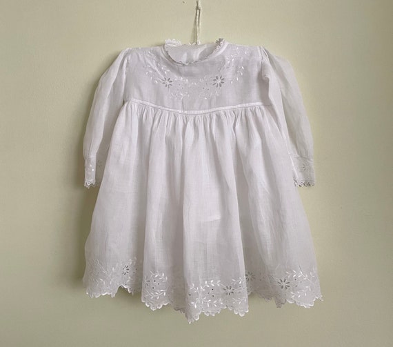 19th Century Victorian Girls Dress Cotton / White… - image 2