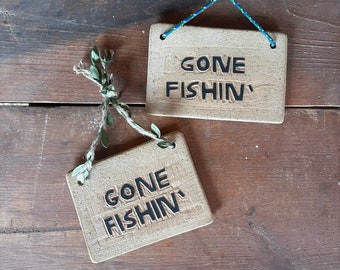 Gone fishin’ decorative sign