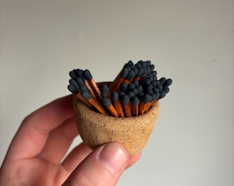 Stoneware match holder with 50 artisan matches