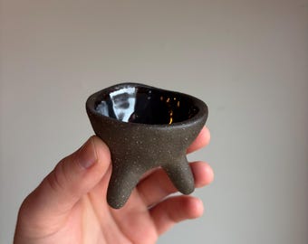 Small doodad with glazed interior
