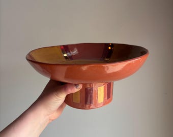 Sunshine serving bowl with tall foot