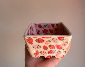 Strawberry print produce crate