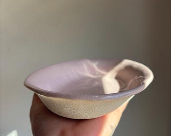 Textured ”chipotle” bowl with pink crackle interior
