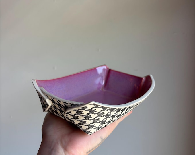 Featured listing image: Houndstooth porcelain food boat / take out tray with fuchsia glazed interior