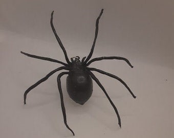 Modelo grande de araña viuda negra