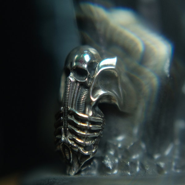 HR Giger fan art silver ring