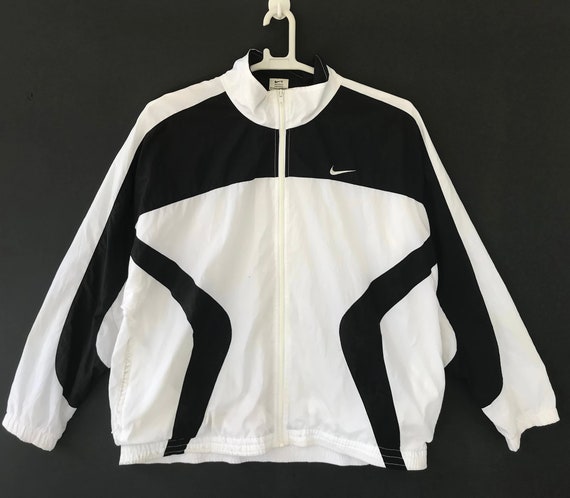 nike windbreaker jacket
