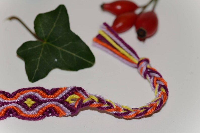 friendship bracelet knotted original handmade Bracelet simple wave Catania thread knotting