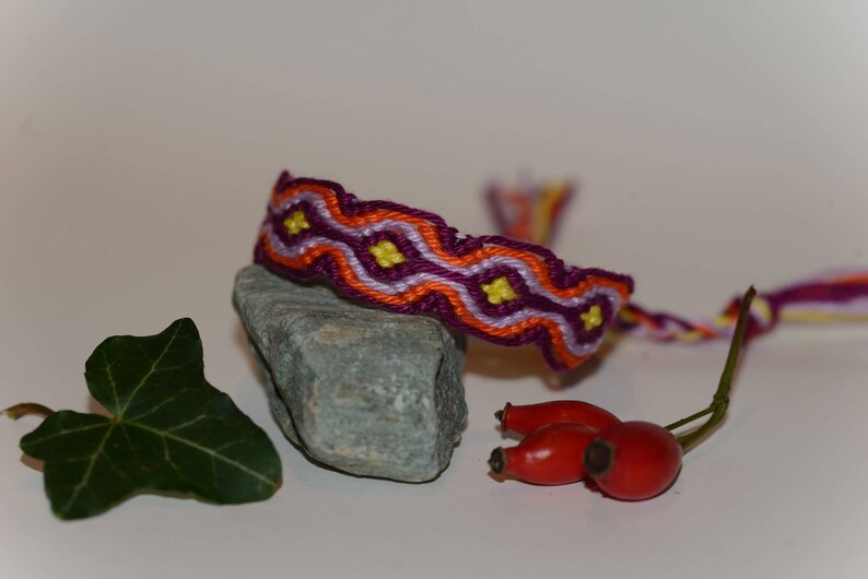 friendship bracelet knotted original handmade Bracelet simple wave Catania thread knotting