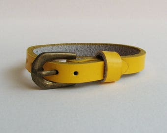 Yellow leather bracelet watch - nice quality - woman minimalist leather bracelet
