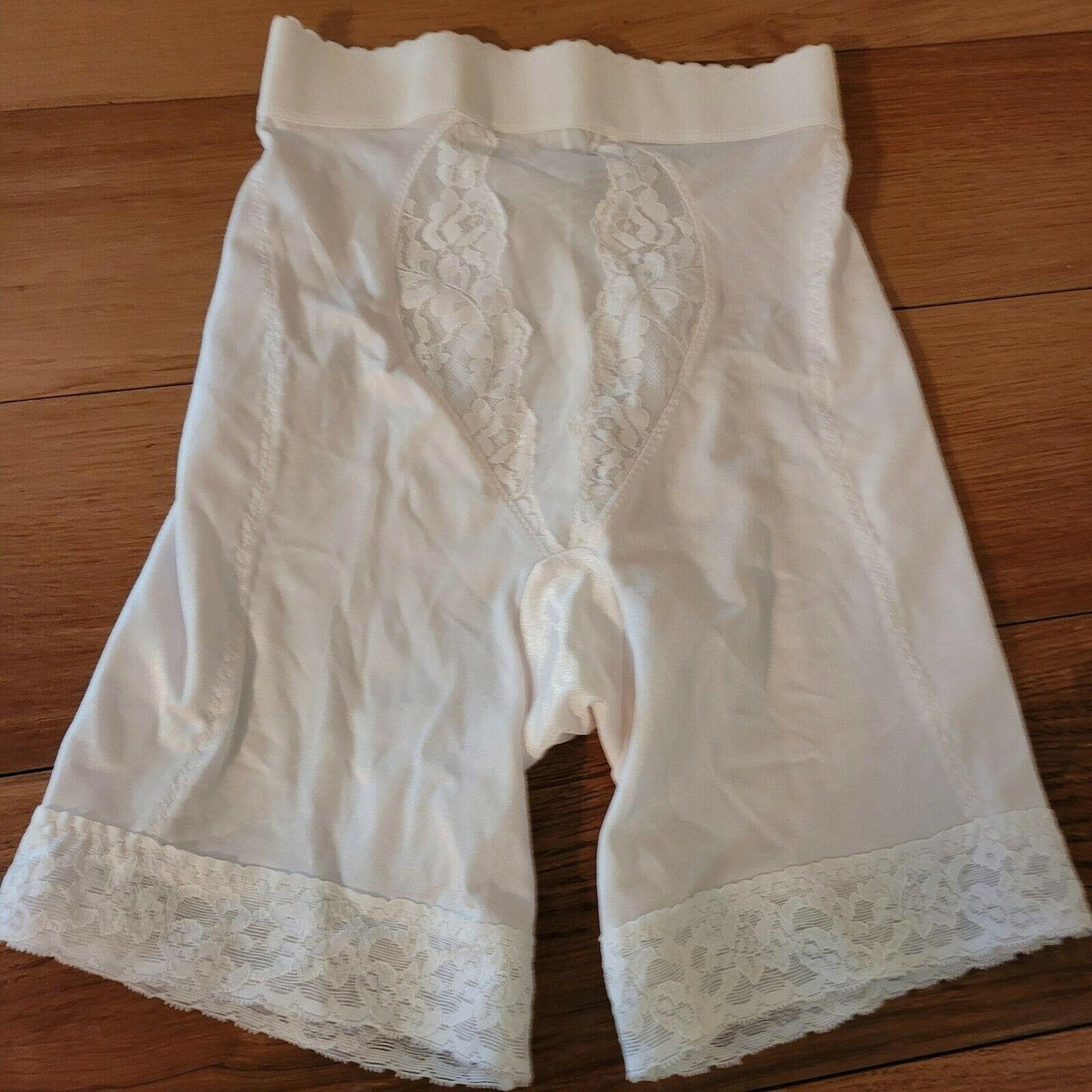 Vintage Vassarette Shaper Shorts Girdle Shapewear White 41002 Etsy