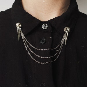 RAVEN collar pins || silver raven skull collar pins with adjoining draped chains