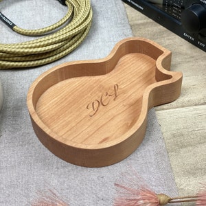 Guitar Pick Holder, Personalized Guitar Tray, Keepsake Pick Box, Wood Valet Tray, Music Catch All, Wood Box, Home Décor, Coin Tray, Pick Box