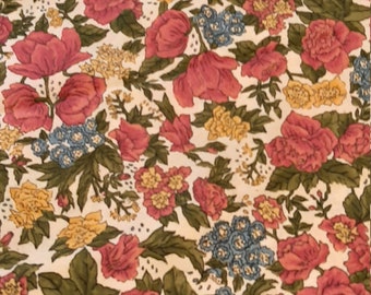 vintage Virginia Robertson cotton fabric by fabri-quilt inc.