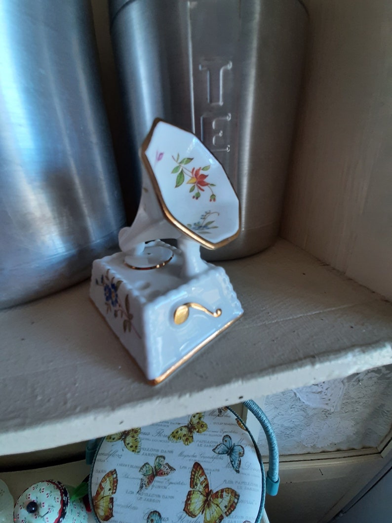 Hammersley fine bone China Gramophone