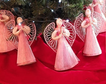 5 pink straw angels