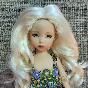 Monique Doll Wig size 6-7 ZSA ZSA in Bleach Blonde