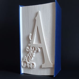 Modello di piega a libro Flourish Letter A, modello da tagliare e piegare, lettera iniziale perfetta per regali, compleanni, matrimoni
