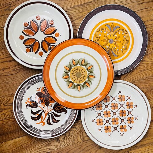 Vintage Mismatched Set of 5 shops Stoneware Extra Large Plates/ Chop Plates/ Mix and Match Vintage Stoneware Plates